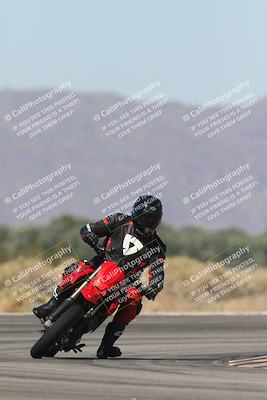 media/Oct-13-2025-Moto Forza (Mon) [[a66d839500]]/4-C Group/Session 3 (Turn 16)/